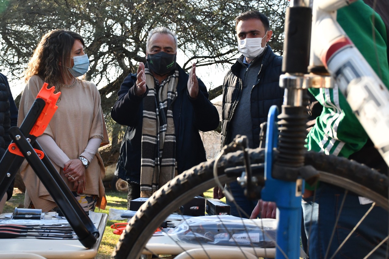 Lee más sobre el artículo Internos y jóvenes alojados en el Complejo Esperanza serán capacitados en reparación de bicicletas