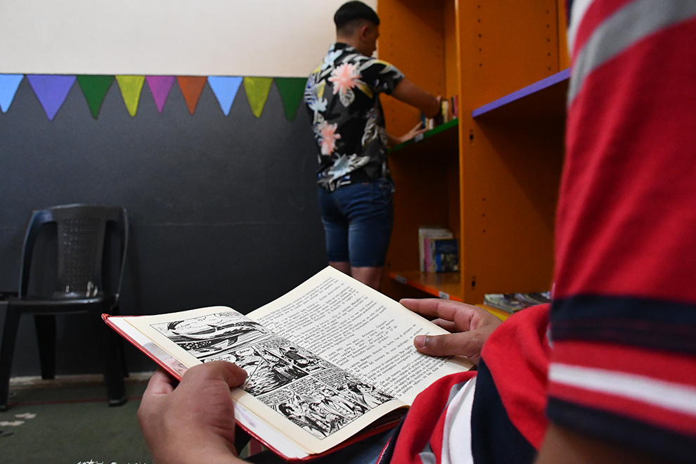 Lee más sobre el artículo Biblioteca en Nuevo Sol: “Un espacio para despejar la mente”