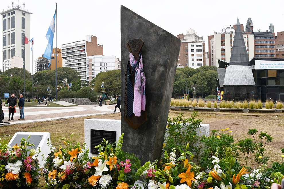 Lee más sobre el artículo El 47° aniversario de la “Noche de las corbatas” tuvo su acto homenaje