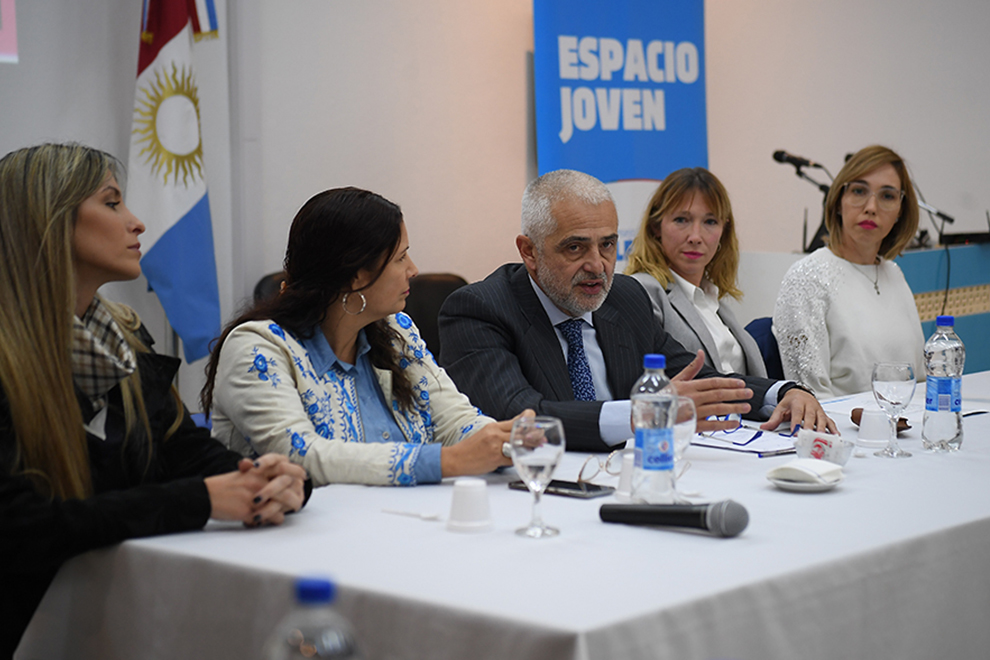 Lee más sobre el artículo Lanzaron campaña de difusión de la Línea 102 de denuncias contra el trabajo infantil