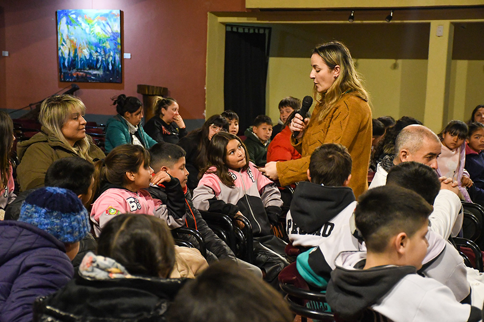 Lee más sobre el artículo Mes de las infancias: COPRETI va a Escuelas de Deán Funes