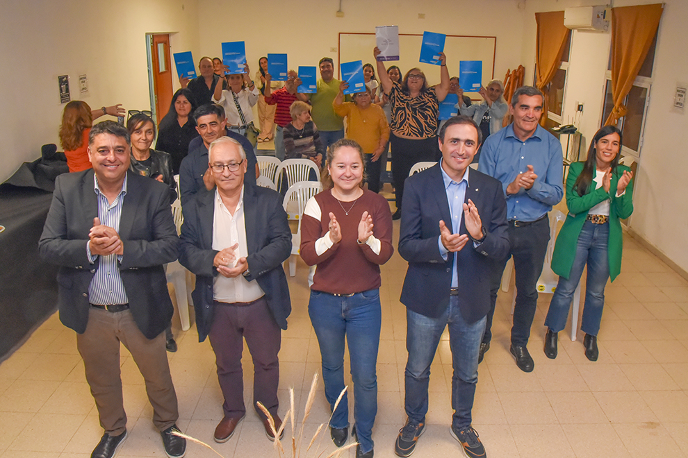 Lee más sobre el artículo Del Campillo: más familias accedieron a sus resoluciones posesorias