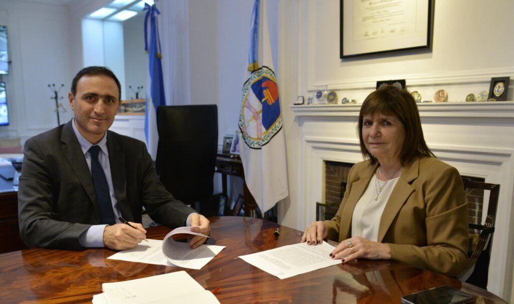 Lee más sobre el artículo Córdoba fortalece la seguridad en la custodia de internos de alto riesgo